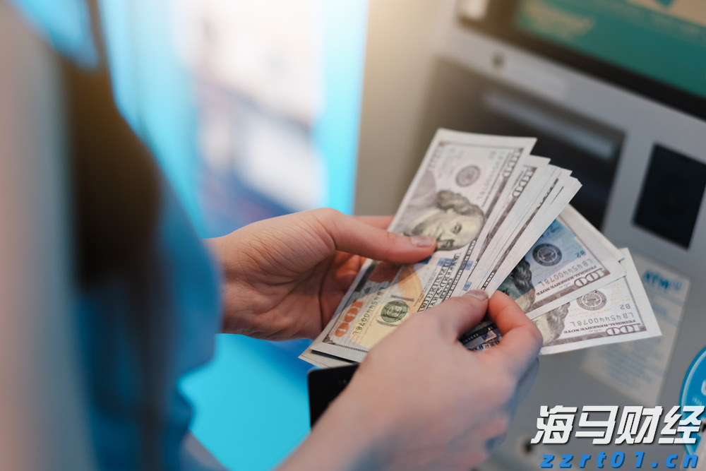 Canalys：2025年第二季度中国大陆智能手机市场同比下降4%