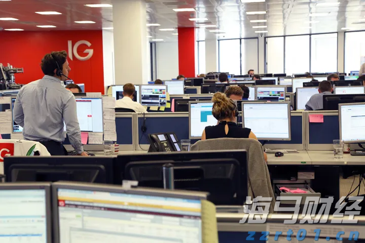 广发证券：6月港元触及弱方保证，为何港股并未走弱？